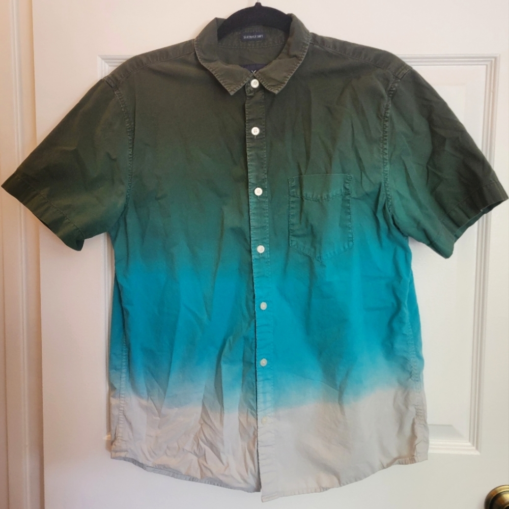 American Eagle Gradient Button-Up